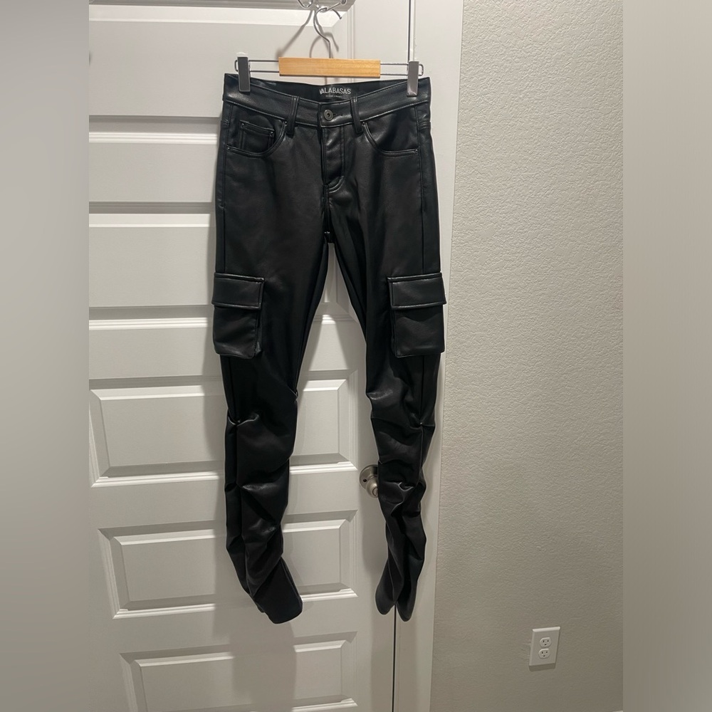 Valabasas Black Faux Leather Cargo stacked Pants for Men Sz 29